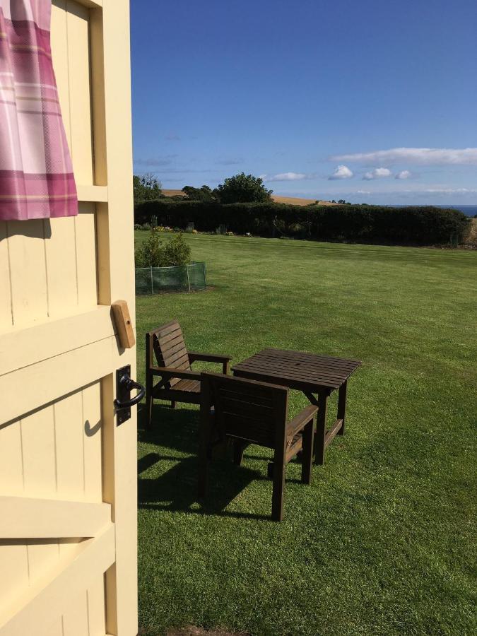 The Hawthorn Shepherds Hut Eyemouth Extérieur photo